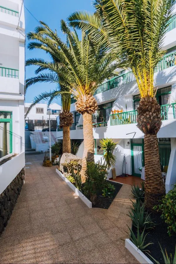 Aparthotel Central Location In A Great Complex With 300Mbps Internet Puerto del Carmen  Spanien